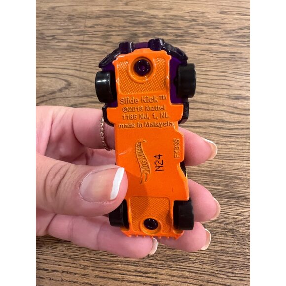 Hot Wheels 2018 Slide Kick Die-Cast Car Purple/Orange Toy Collectible - Picture 5 of 5